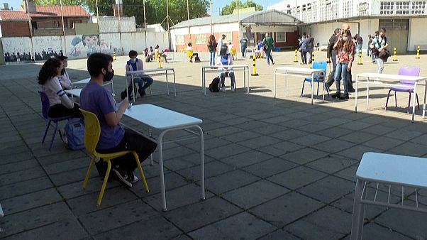 No Comment: Corona-Pause an argentinischen Schulen ist zu Ende No Comment: Corona-Pause an argentinischen Schulen ist zu Ende