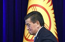 رئیس جمهوری قرقیزستان کناره‌گیری کرد