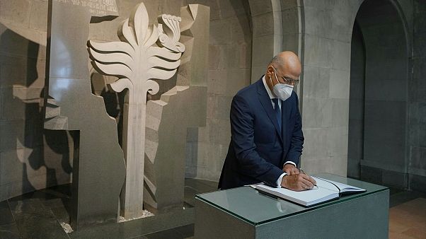 Yunan Dışişleri Bakanı Nikos Dendias Ermenistan'da Yunan Dışişleri Bakanı Nikos Dendias Ermenistan'da