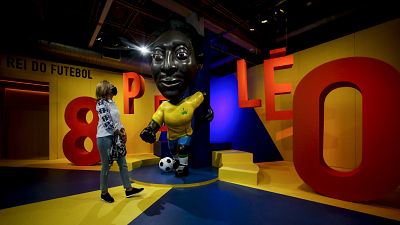 Exposition en l'honneur du "Roi" Pelé au Musée du football de Sao Paulo
