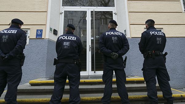 Avusturya polisi (arşiv) Avusturya polisi (arşiv)