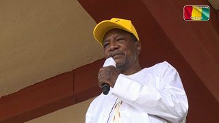 Guinea: Alpha Conde meets supporters ahead presidential