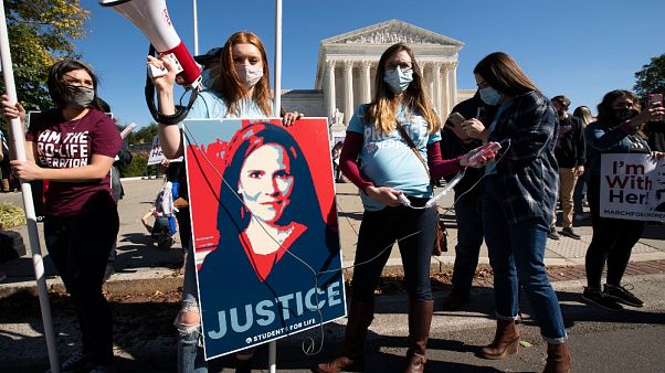 ΗΠΑ: Πορεία γυναικών κατά της εκλογής Μπάρετ στο Ανώτατο Δικαστήριο ΗΠΑ: Πορεία γυναικών κατά της εκλογής Μπάρετ στο Ανώτατο Δικαστήριο