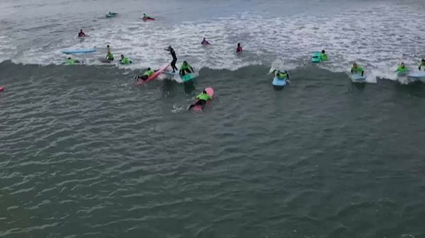 Le spot de surf de Klitmoller sur la côte nord-ouest du Danemark Le spot de surf de Klitmoller sur la côte nord-ouest du Danemark