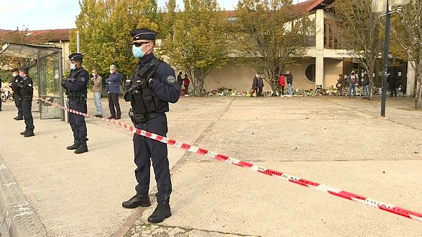 Γαλλία: Θρήνος για τον Σαμιουέλ Πατί Γαλλία: Θρήνος για τον Σαμιουέλ Πατί