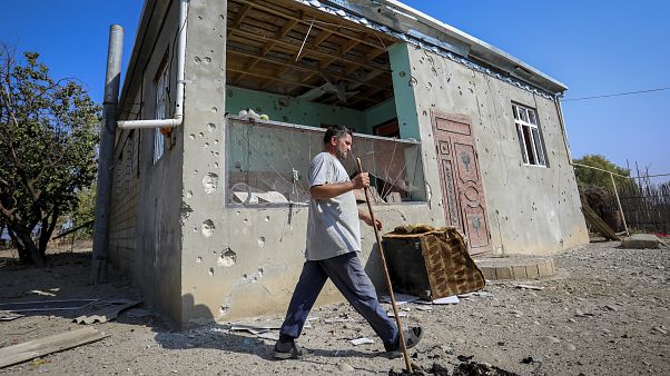 دعا مجلس الأمن الإثنين كلاً من أرمينيا وأذربيجان إلى احترام هدنة جديدة اتفقا عليها في ناغورني قره باغ دعا مجلس الأمن الإثنين كلاً من أرمينيا وأذربيجان إلى احترام هدنة جديدة اتفقا عليها في ناغورني قره باغ