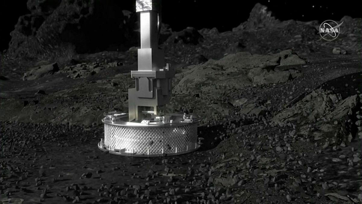 Зонд NASA совершил успешную посадку на астероиде и взял образцы грунта