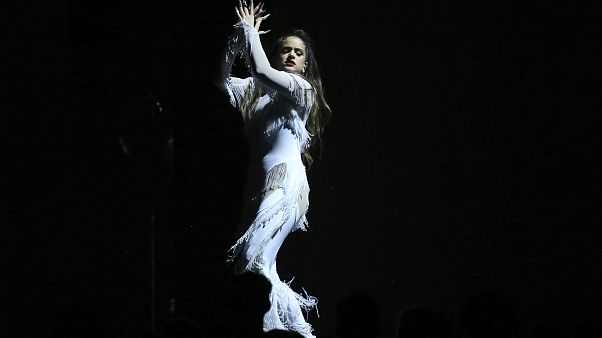 Rosalía durante su actuación en los Premios Grammy, Los Ángeles, Estados Unidos, 26 de enero 2020 Rosalía durante su actuación en los Premios Grammy, Los Ángeles, Estados Unidos, 26 de enero 2020