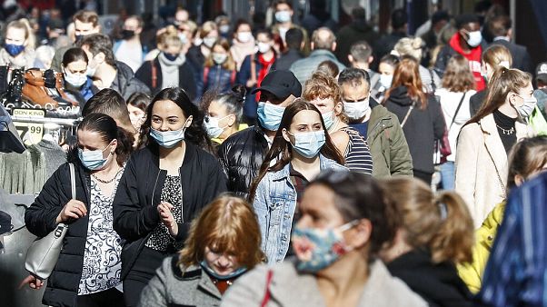 Wieder viele Neuinfektionen Wieder viele Neuinfektionen