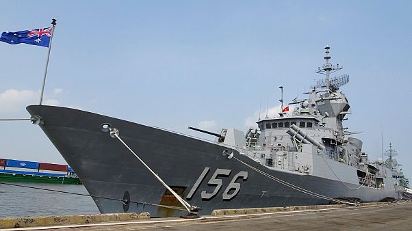 Avustralya Deniz Kuvvetleri'ne bağlı HMAS Toowoomba Avustralya Deniz Kuvvetleri'ne bağlı HMAS Toowoomba