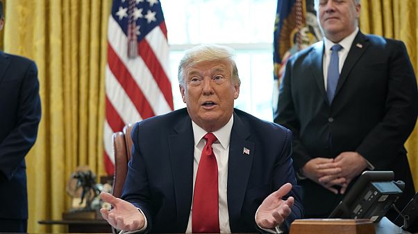 الرئيس الأمريكي دونالد ترامب يعلن اتفاق السودان وإسرائيل على تطبيع العلاقات الرئيس الأمريكي دونالد ترامب يعلن اتفاق السودان وإسرائيل على تطبيع العلاقات