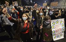 Tüntetések Lengyelországban: nem akarnak a középkorban élni