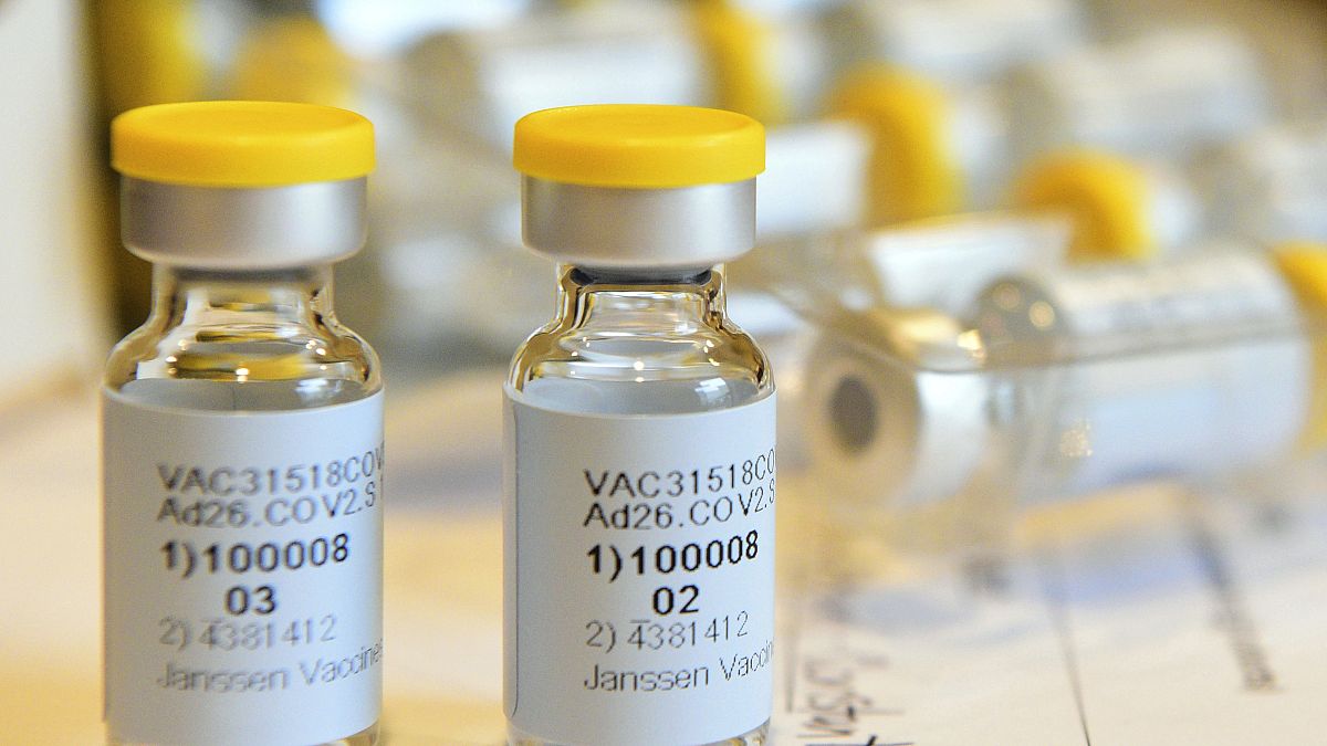 آزمایش مرحله آخر واکسن شرکت جانسون اند جانسون از سر گرفته می‌شود