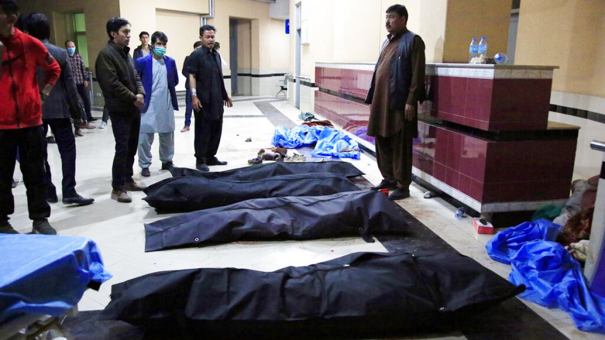 Öngyilkos merénylet Kabulban, sok halott