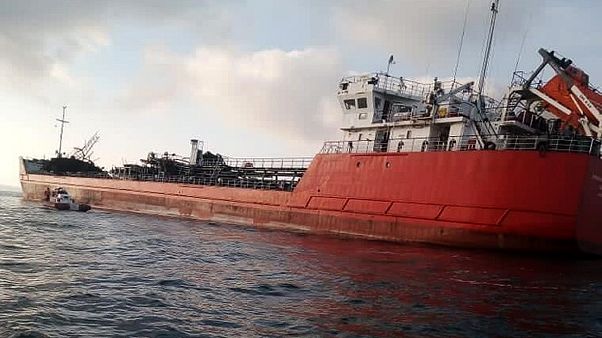 Танкер "Генерал Ази Асланов", пострадавший от взрыва Танкер "Генерал Ази Асланов", пострадавший от взрыва