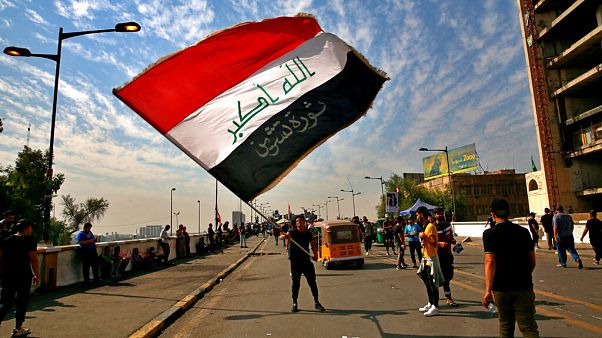 Irak, Bağdat'ta düzenlenen gösterilerden bir kare. Irak, Bağdat'ta düzenlenen gösterilerden bir kare.