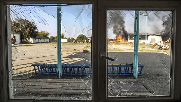 Armenien beschuldigt Aserbaidschan des Bruchs der neuen Waffenruhe Armenien beschuldigt Aserbaidschan des Bruchs der neuen Waffenruhe