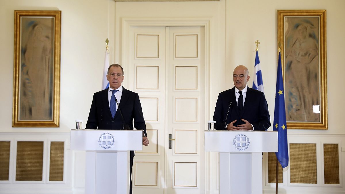 Rusya Dışişleri Bakanı Lavrov ile Yunan mevkidaşı Dendias görüşme sonrasında ortak basın açıklaması yaptı