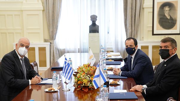 ΧΑΡΗΣ ΑΚΡΙΒΙΑΔΗΣ ΧΑΡΗΣ ΑΚΡΙΒΙΑΔΗΣ