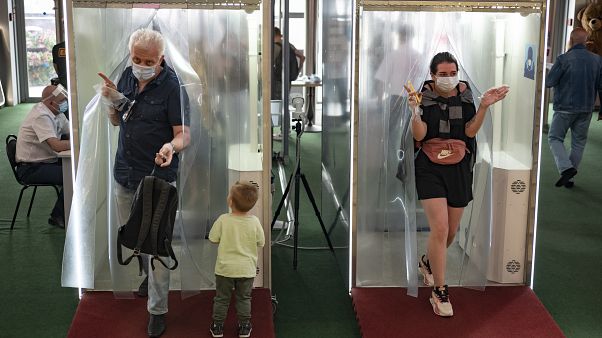 Вход в торговый центр в Москве Вход в торговый центр в Москве