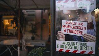 "Estamos hundidos", el grito de guerra de los restauradores en Turín por la COVID-19