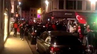 Fransa'nın Lyon bölgesinde Türkler sokağa indi
