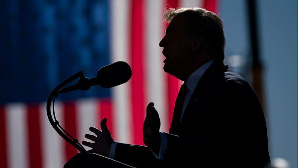 Donald Trump durante un mitin en Phoenix, Arizona Donald Trump durante un mitin en Phoenix, Arizona