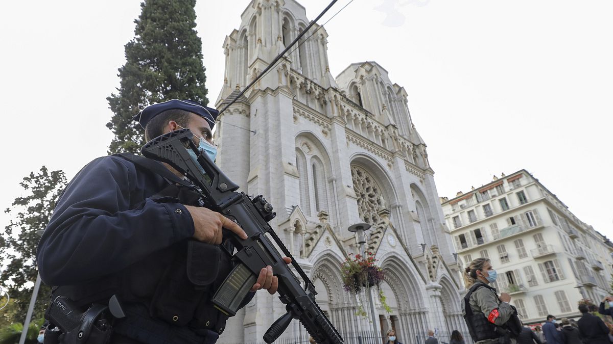  اعتداء على كنيسة بمدينة نيس الفرنسية