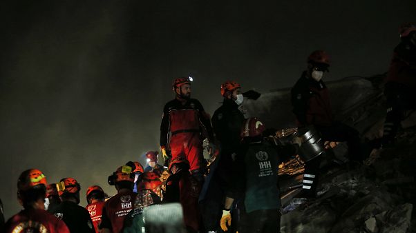 A pusztító földrengés enyhülést hozhat Athén és Ankara között A pusztító földrengés enyhülést hozhat Athén és Ankara között