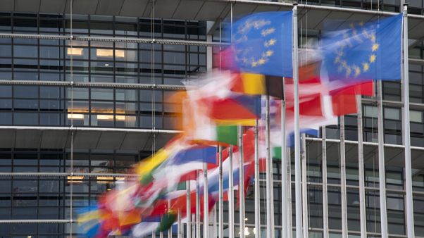 كيف ينظر الأوروبيون إلى الانتخابات الأمريكية ؟ كيف ينظر الأوروبيون إلى الانتخابات الأمريكية ؟