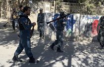 Afganistan'ın başkenti Kabil'de silahlı kişilerin Kabil Üniversitesi'ne saldırmasının ardından güvenlik güçleri saldırıya müdahale etti