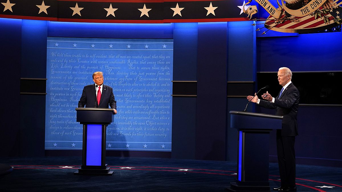 El candidato republicano presidente Donald Trump y el candidato demócrata exvicepresidente Joe Biden participan en el segundo y último debate.