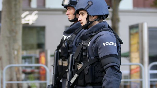Polizisten in Wien. Polizisten in Wien.