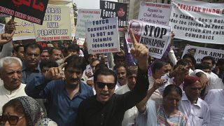 Tüntetés a kényszerházasságok és a gyermekrablás eltussolása ellen, Pakisztán, Karacsi