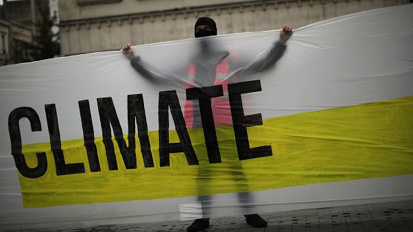 Estados Unidos saem formalmente do Acordo de Paris Estados Unidos saem formalmente do Acordo de Paris