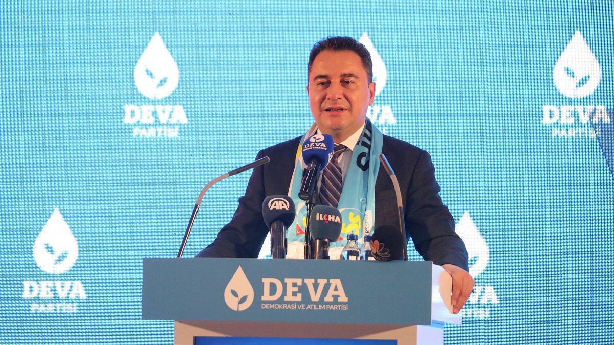 DEVA Genel Başkanı Ali Babacan