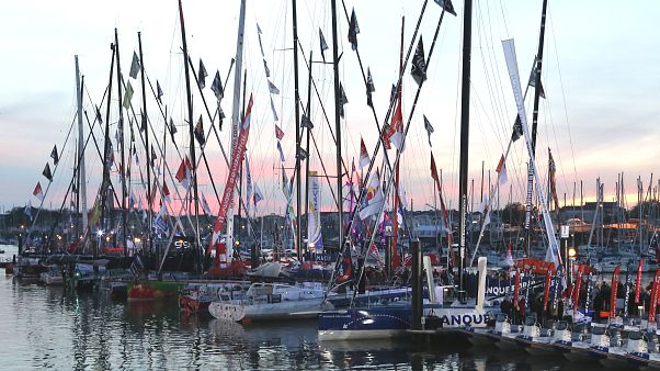 En moyenne, un bateau sur deux termine la course. Aux Sables d'Olonne (France), le mercredi 7 novembre 2012. En moyenne, un bateau sur deux termine la course. Aux Sables d'Olonne (France), le mercredi 7 novembre 2012.