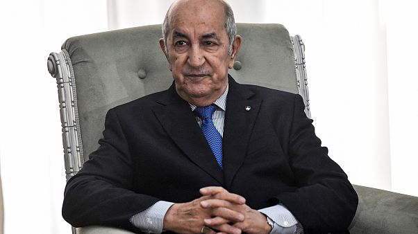 الرئيس الجزائري خلال لقاء مع وزير الخارجية الفرنسي. 2020/01/21 الرئيس الجزائري خلال لقاء مع وزير الخارجية الفرنسي. 2020/01/21