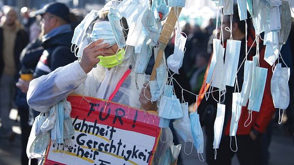 Manifestation anti-mesures sanitaires à Leipzig, en Allemagne, 7 novembre 2020 Manifestation anti-mesures sanitaires à Leipzig, en Allemagne, 7 novembre 2020