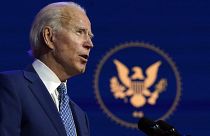 Joe Biden ofrece un discurso el lunes, 9 de noviembre