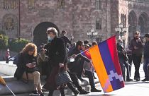 Arménios protestam contra acordo de cessar-fogo