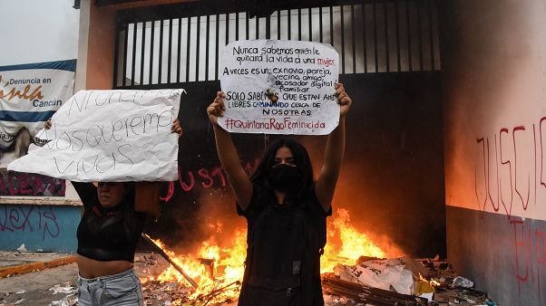 Manifestation contre les féminicides à Cancun, Mexique, 9 novembre 2020 Manifestation contre les féminicides à Cancun, Mexique, 9 novembre 2020