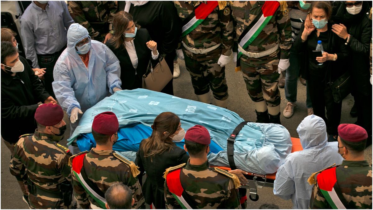 جثمان صائب عريقات كبير المفاوضين الفلسطينيين
