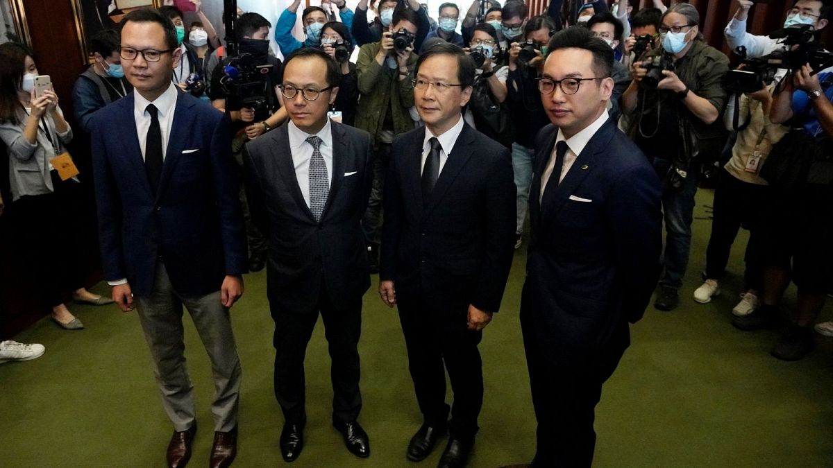 چهار نماینده عزل شده پالمان هنگ‌کنگ