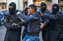 Erivan'da Paşinyan karşıtı protestolarda onlarca kişi gözaltına alındı