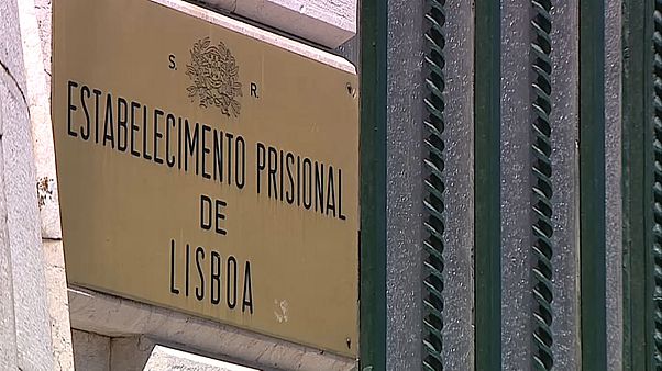 60 casos positivos no EPL - 60 casos positivos no EPL -