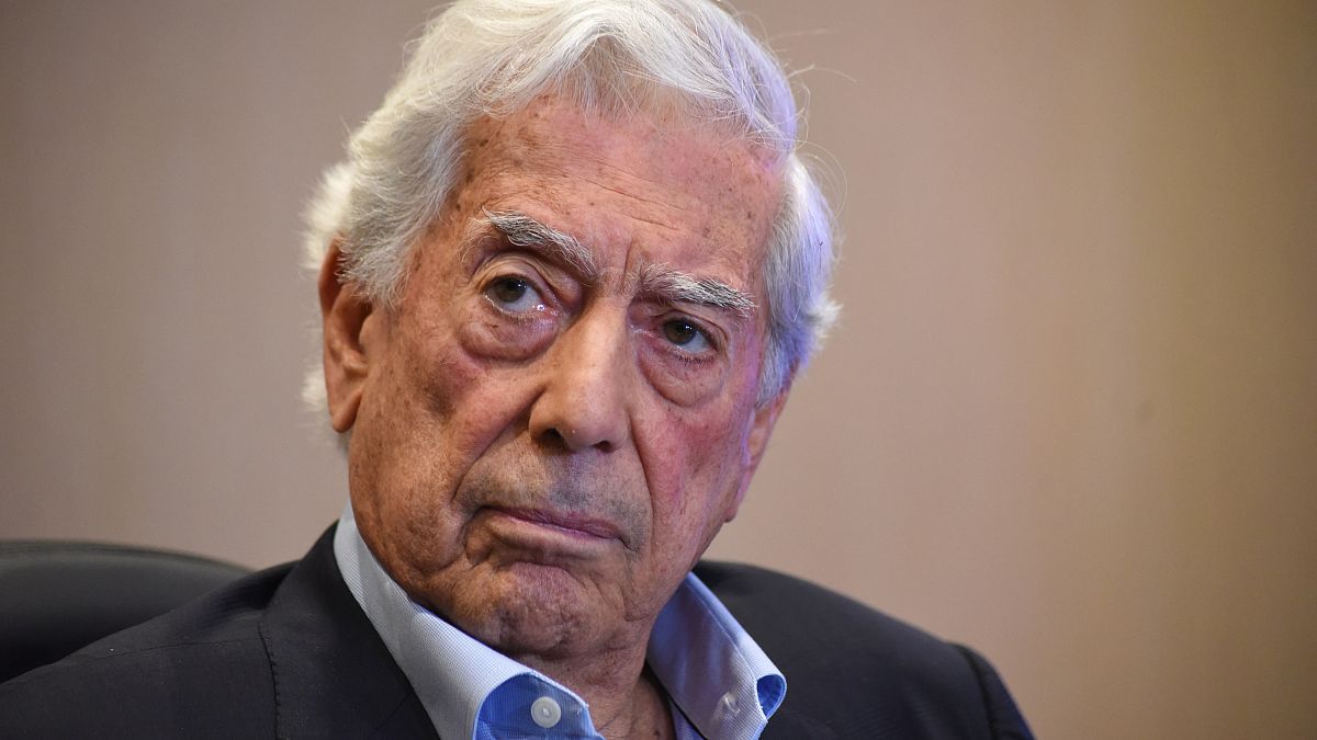El escritor y premio Nobel de Literatura de 2010 Mario Vargas Llosa