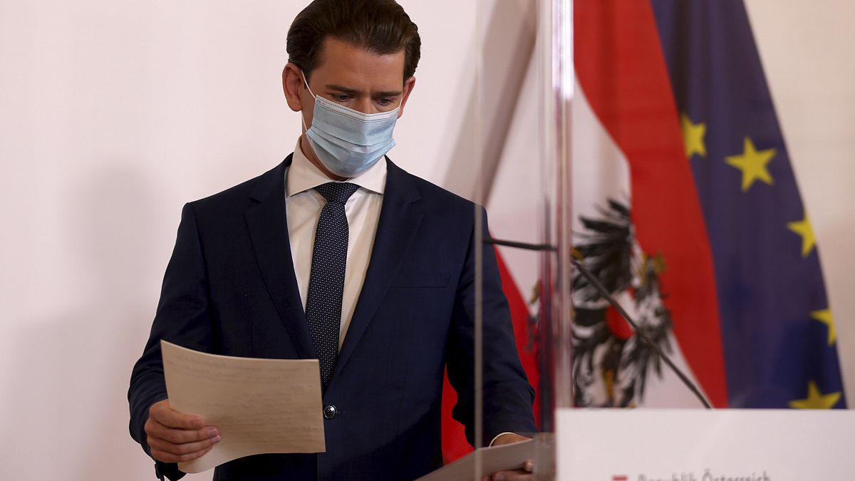 Sebastian Kurz a járványhelyzetről tájékoztat október 31-én. 