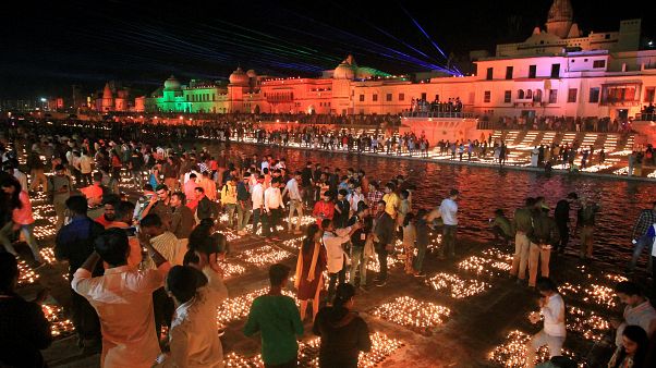 Világrekorddal ünnepelte India a fények ünnepét Világrekorddal ünnepelte India a fények ünnepét