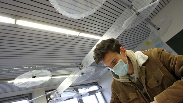 Alemão cria sistema de ventilação para salas de aulas Alemão cria sistema de ventilação para salas de aulas
